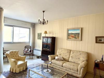 Appartement - 86 m² - 4 pièces