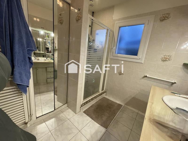 Maison - 170 m² - 5 pièces