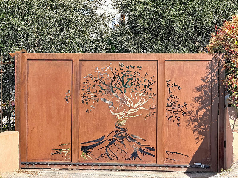 Maison - 251 m² - 9 pièces