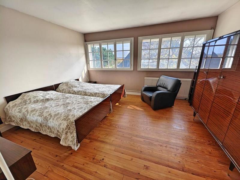 Maison - 168 m² - 6 pièces