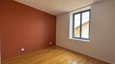 Maison - 92 m² - 5 pièces