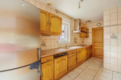 Maison - 200 m² - 5 pièces