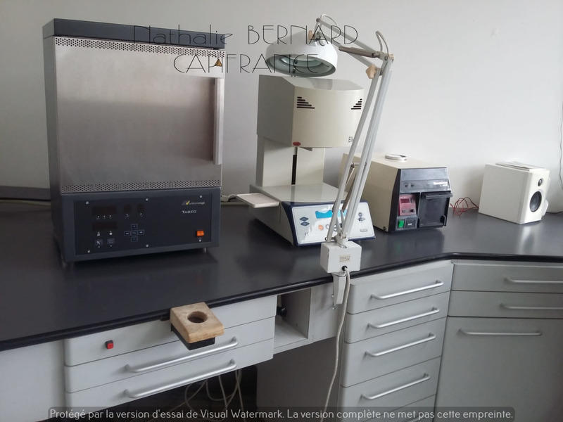 Fonds de commerce - Services - 155 m²