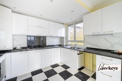 Appartement - 105 m² - 5 pièces