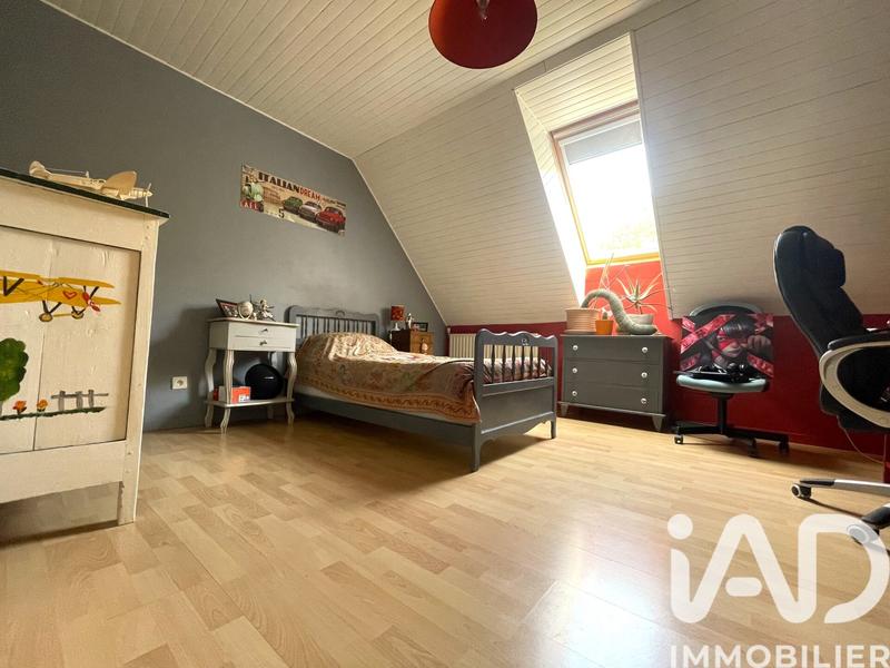 Maison - 237 m² - 7 pièces