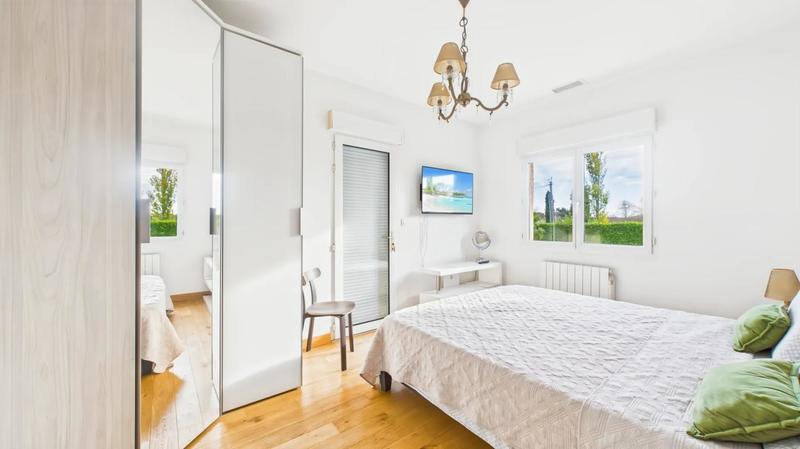 Maison - 185 m² - 6 pièces