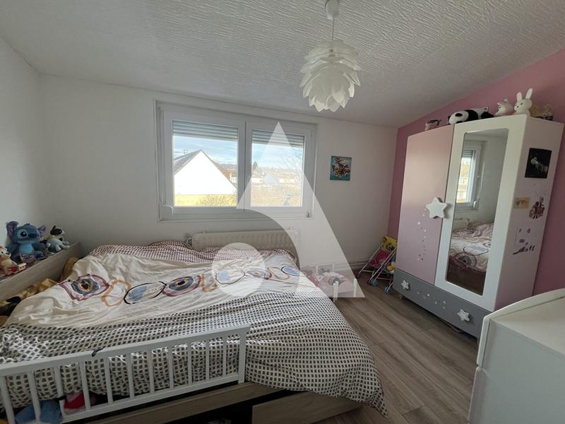 Maison - 102 m² - 5 pièces