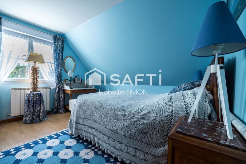 Villa - 208 m² - 6 pièces