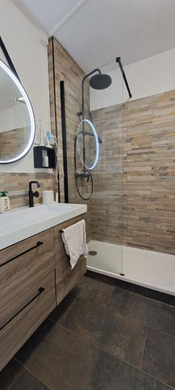 Appartement - 93 m² - 4 pièces