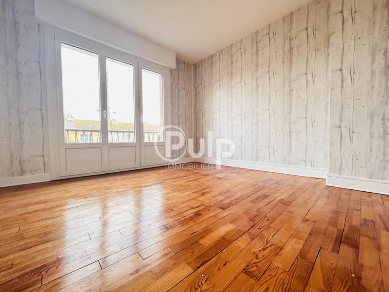 Maison - 83 m² - 5 pièces