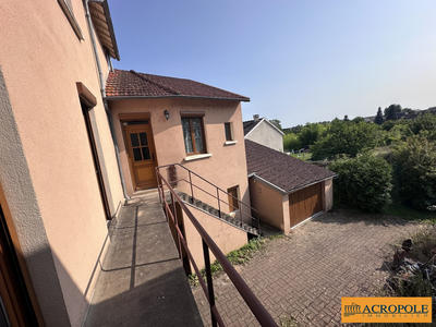 Maison - 101 m² - 6 pièces