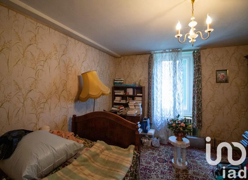 Maison - 167 m² - 8 pièces