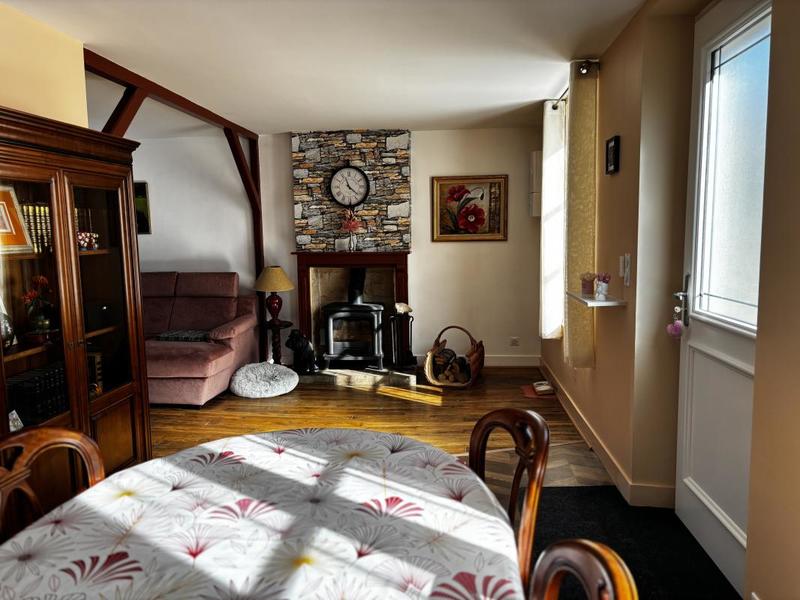 Maison - 80 m² - 4 pièces