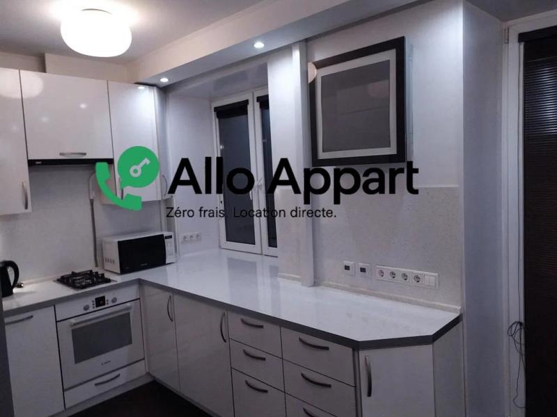 Studio - 25 m² - 1 pièce