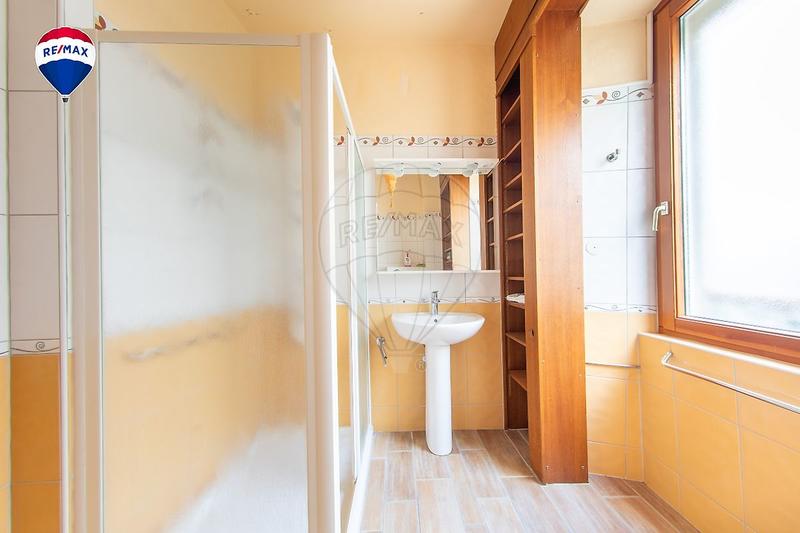 Demeure - 287 m² - 7 pièces