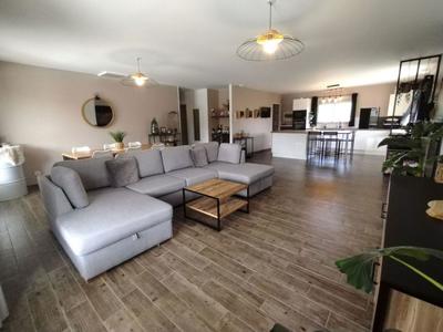 Villa - 148 m² - 6 pièces