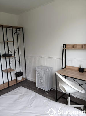 Chambre - 10 m² - 1 pièce