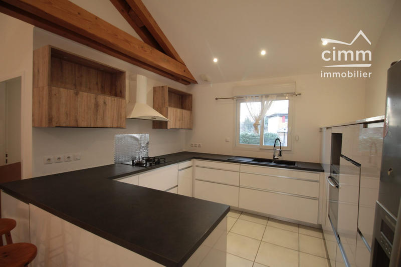 Appartement - 104 m² - 4 pièces