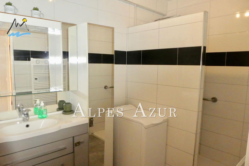 Appartement - 77 m² - 3 pièces