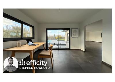 Villa - 243 m² - 5 pièces