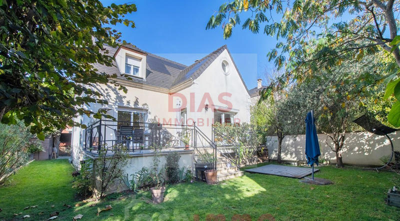 Maison - 145 m² - 1 pièce