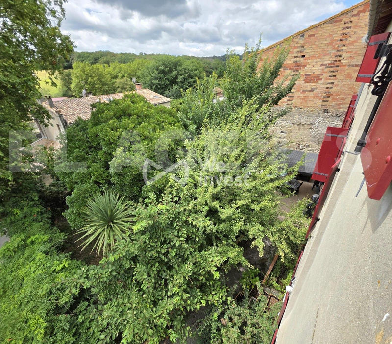 Maison - 280 m² - 8 pièces