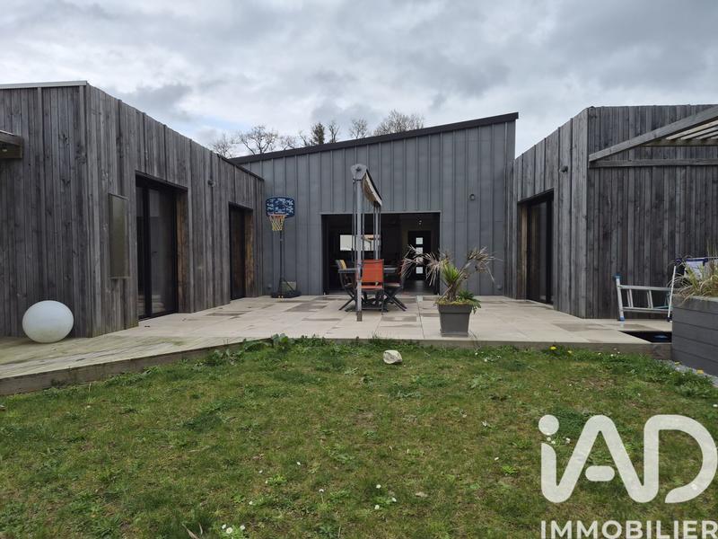 Maison - 140 m² - 6 pièces