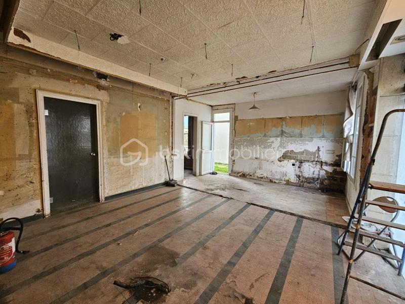 Maison - 202 m² - 5 pièces