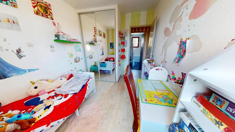 Maison - 114 m² - 5 pièces