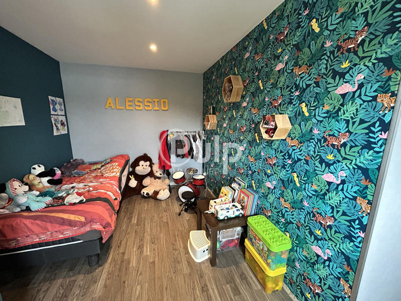 Maison - 140 m² - 7 pièces