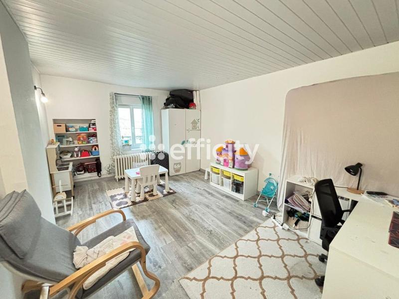 Maison - 120 m² - 6 pièces