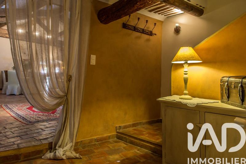 Maison - 402 m² - 12 pièces