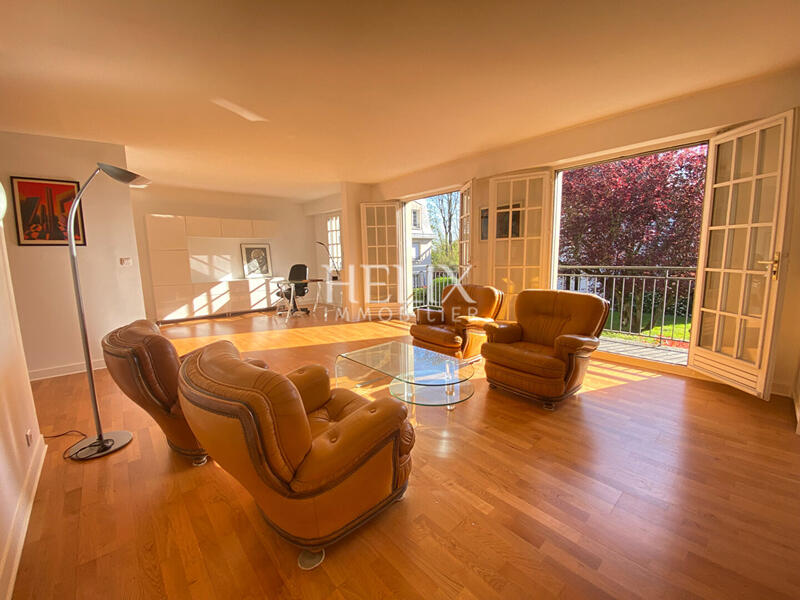 Appartement - 75 m² - 3 pièces