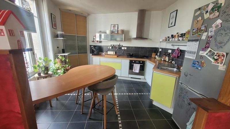 Appartement - 113 m² - 6 pièces