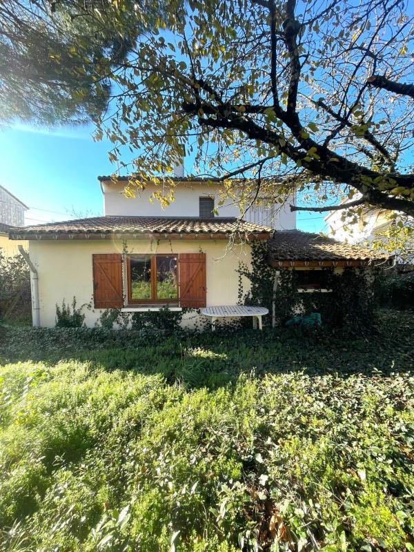 Villa - 95 m² - 5 pièces