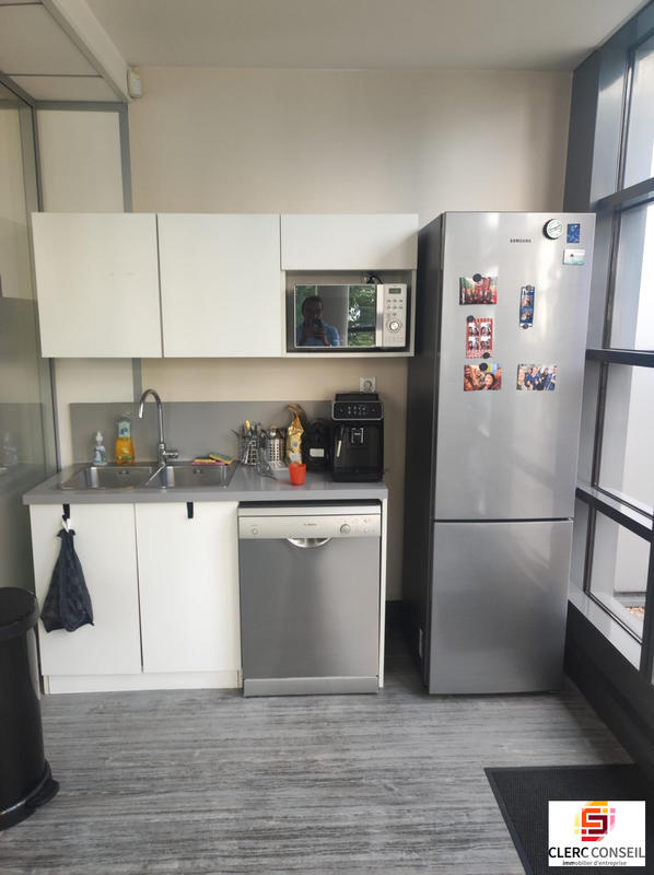 Bureau - 253 m²