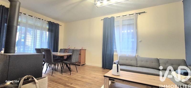 Maison - 104 m² - 4 pièces