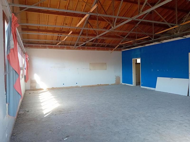 Appartement - 96 m² - 1 pièce