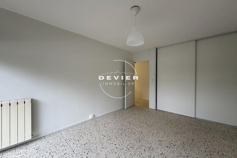 Appartement - 98 m² - 4 pièces