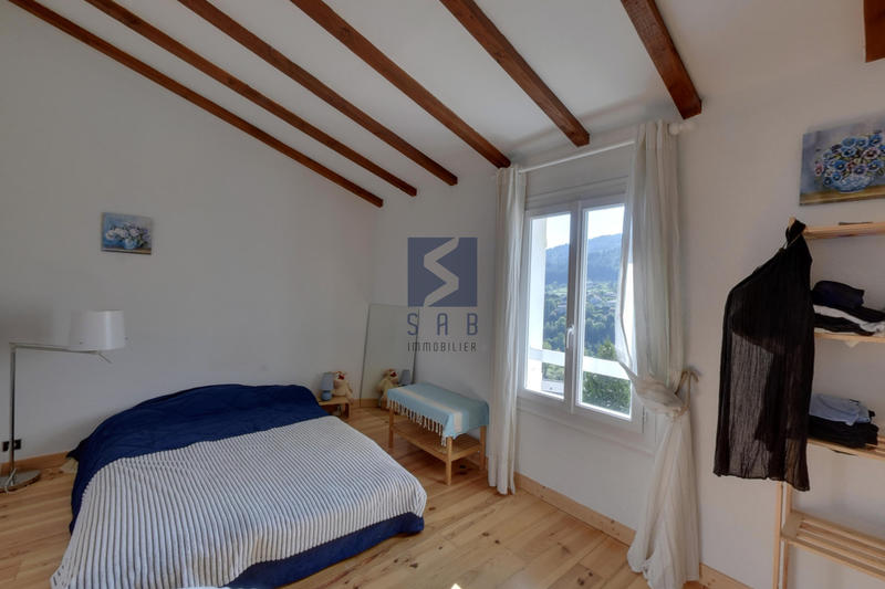 Maison - 140 m² - 6 pièces