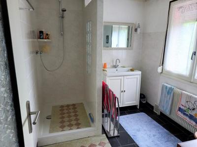 Maison - 99 m² - 5 pièces