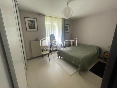 Maison - 162 m² - 6 pièces