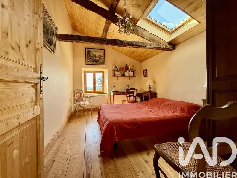 Maison de campagne - 250 m² - 8 pièces