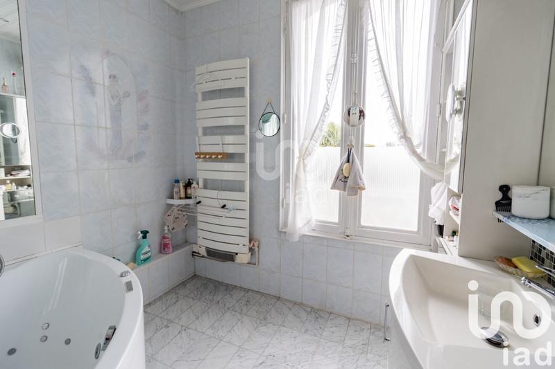 Maison - 190 m² - 8 pièces