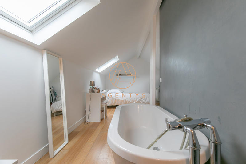 Maison ancienne - 142 m² - 6 pièces