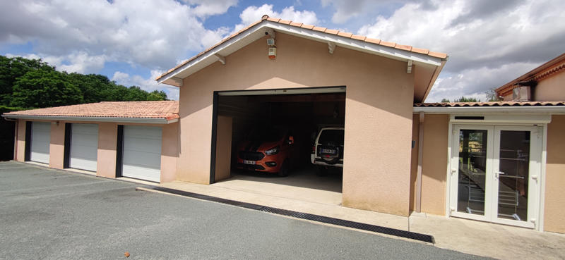 Villa - 170 m² - 6 pièces