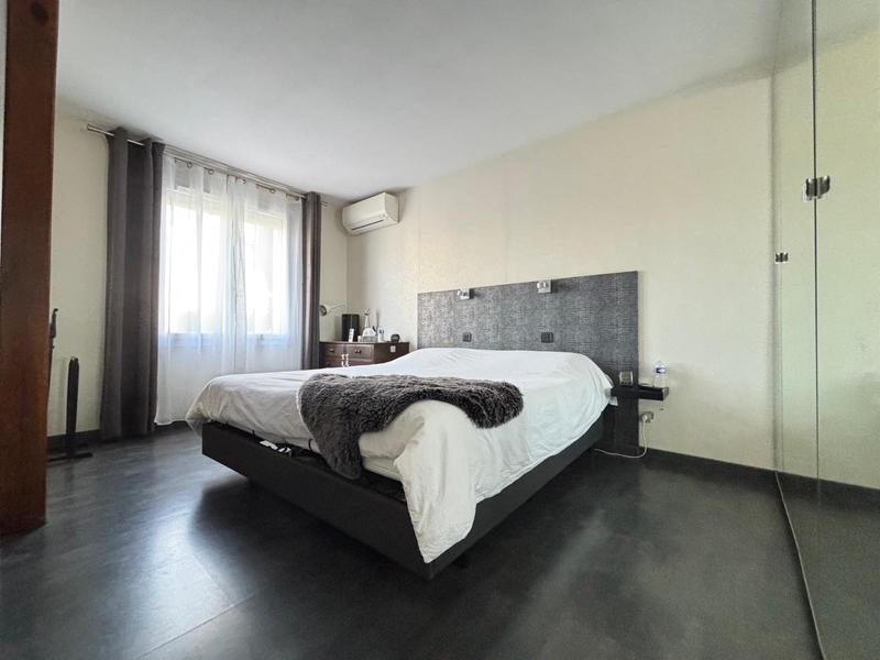 Maison - 102 m² - 6 pièces