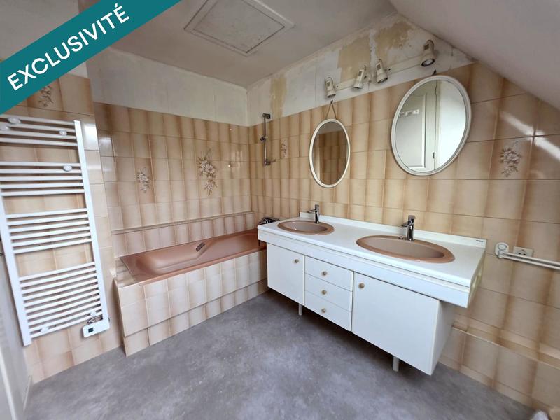 Maison - 125 m² - 8 pièces