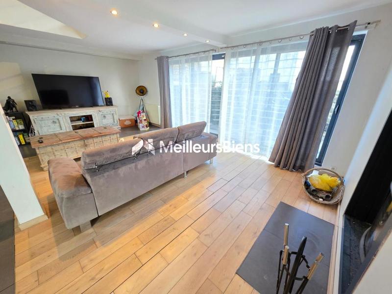 Maison - 160 m² - 5 pièces