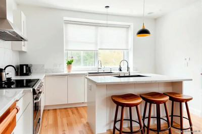 Maison - 140 m² - 7 pièces